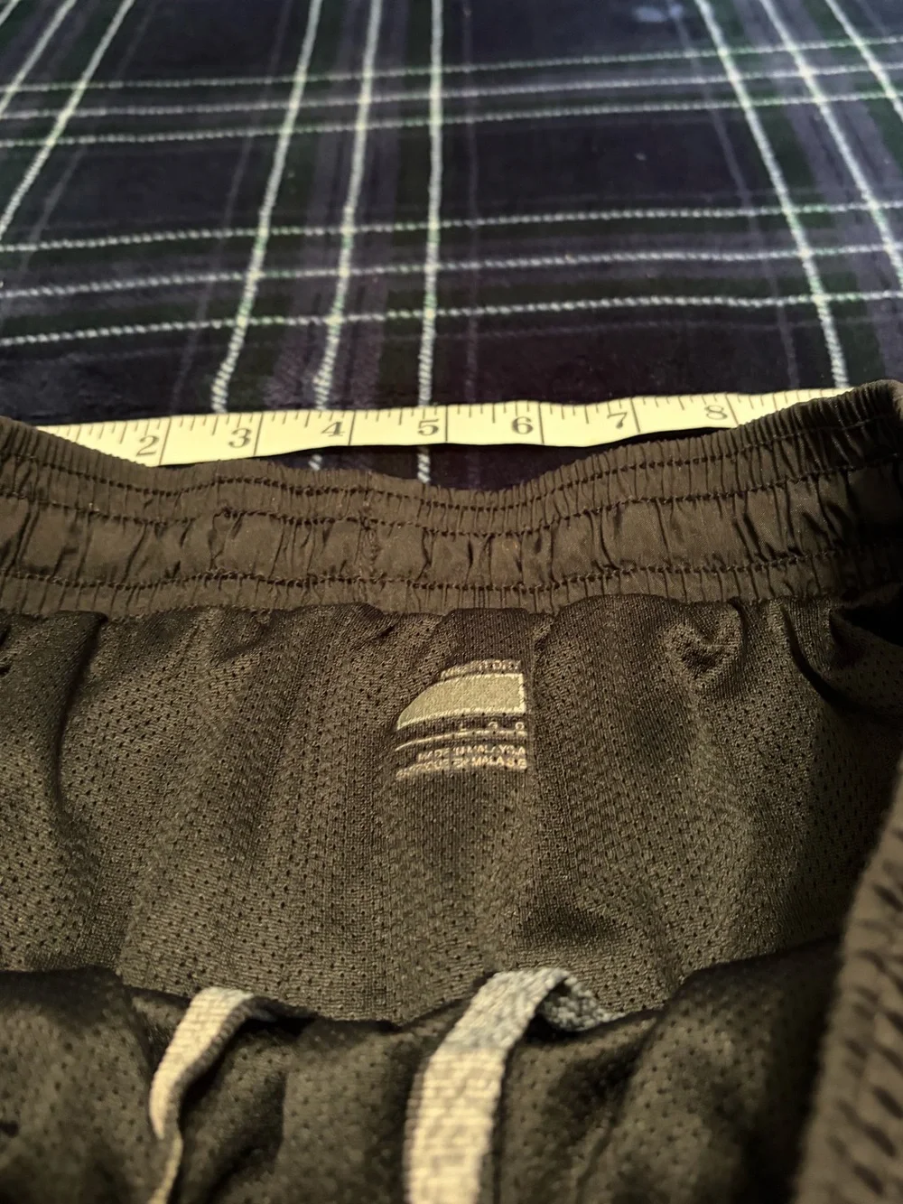 Y2K 2000s Nike black track-pants. Size L.